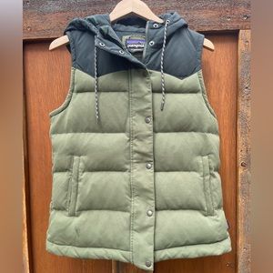 Womens hooded vest